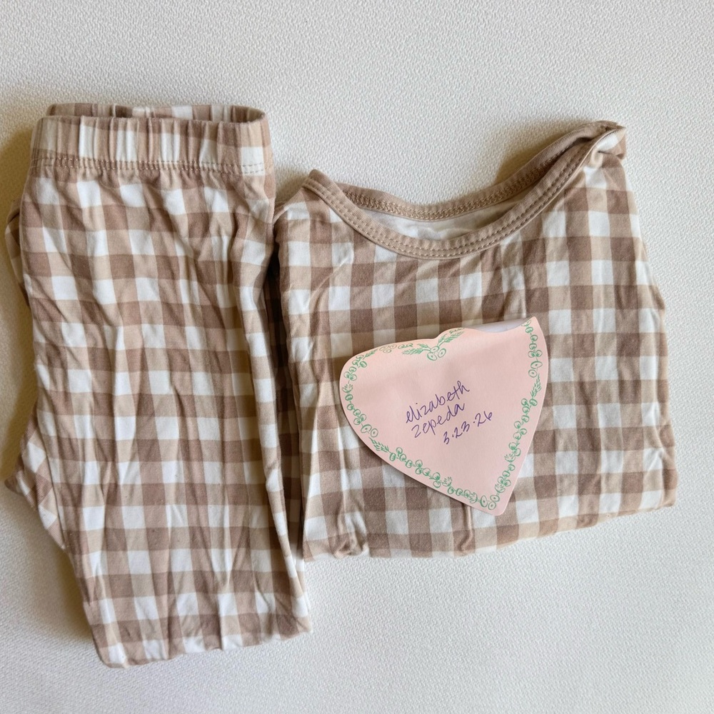 Kyte Baby gingham beige pj set